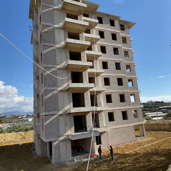 Çarşı 2 under construction: structure